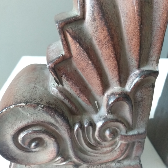 Corbel style bookends - Picture 7 of 11
